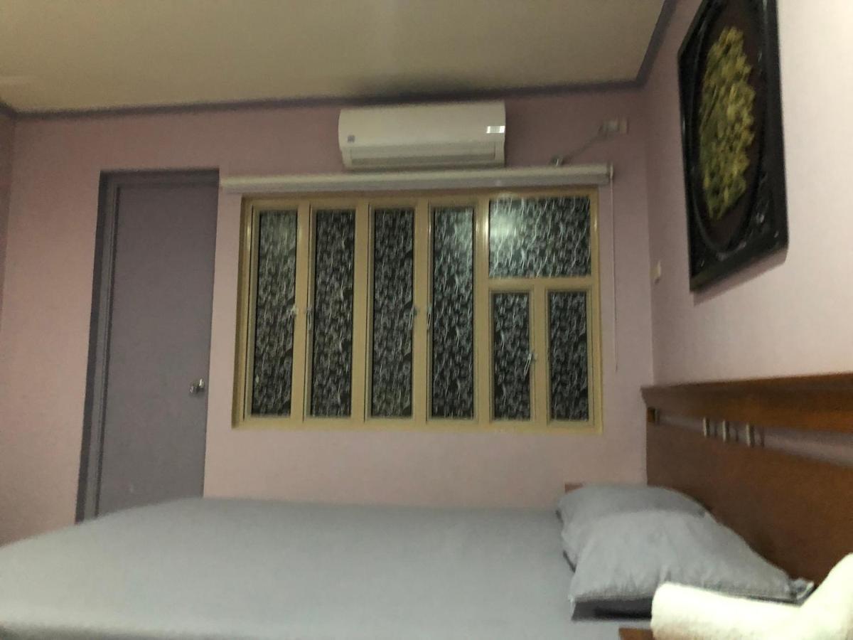 2 Separate Units, 1Br On 23Rd Flr And 3Br Penthouse On 41St Flr In Manila, Near Slec,Us Embassy, Mall And Parks With Excellent View Zewnętrze zdjęcie